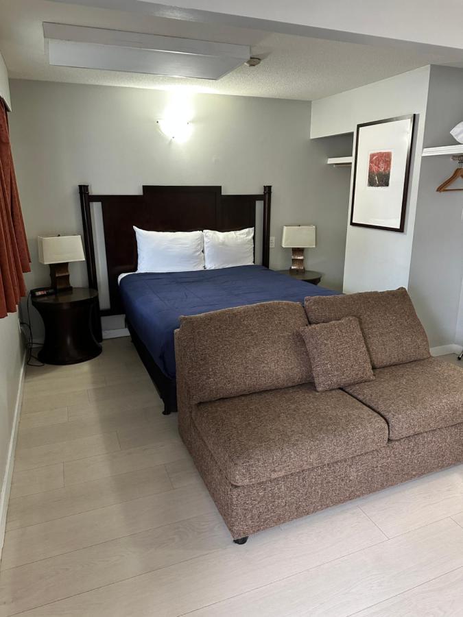 Hotel Travelodge By Wyndham 2*