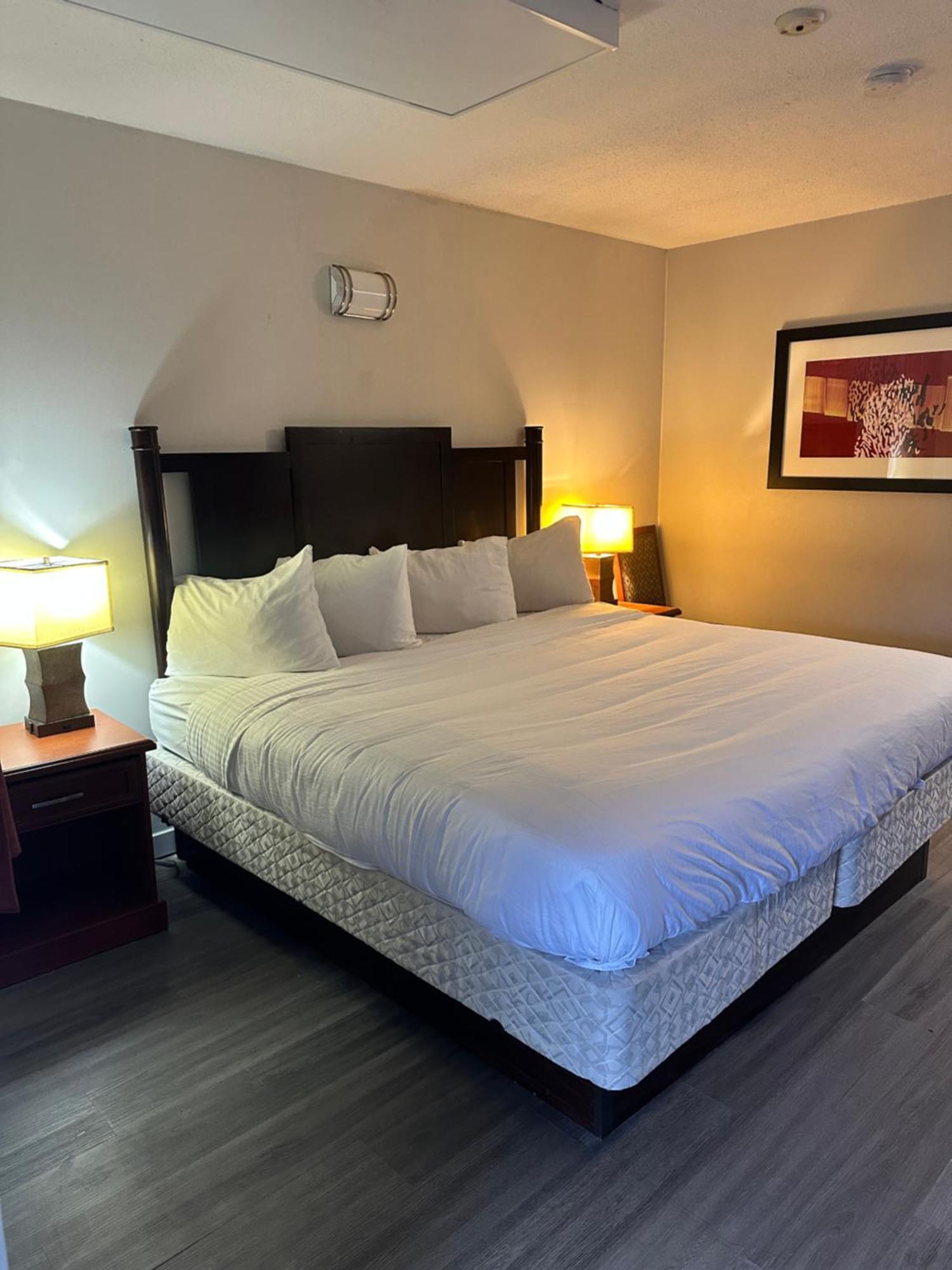Travelodge By Wyndham Langley