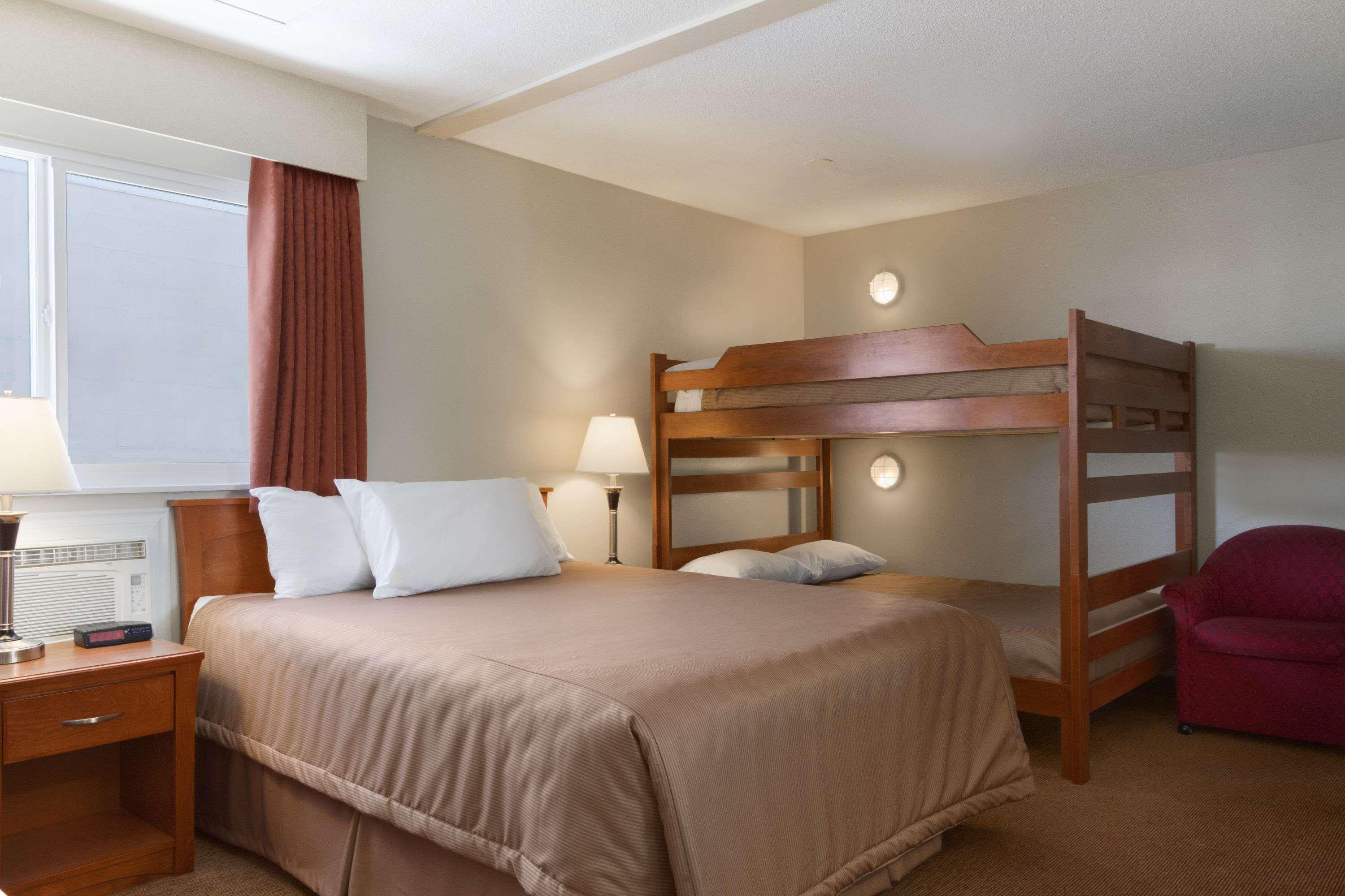 Hotel Travelodge By Wyndham 2*