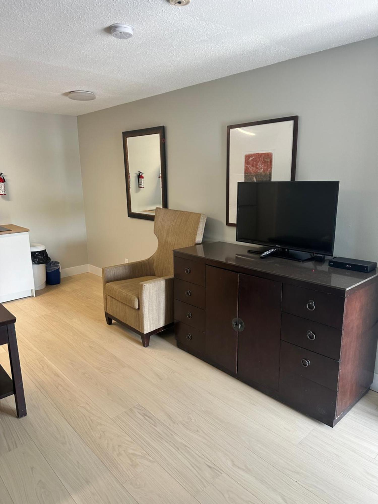 Travelodge By Wyndham Hotel 2*