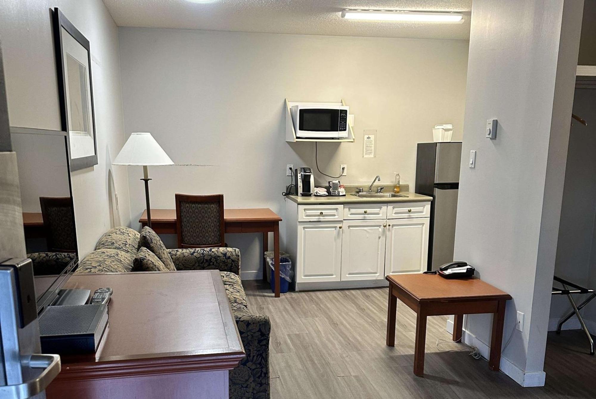 Travelodge By Wyndham 2* Langley