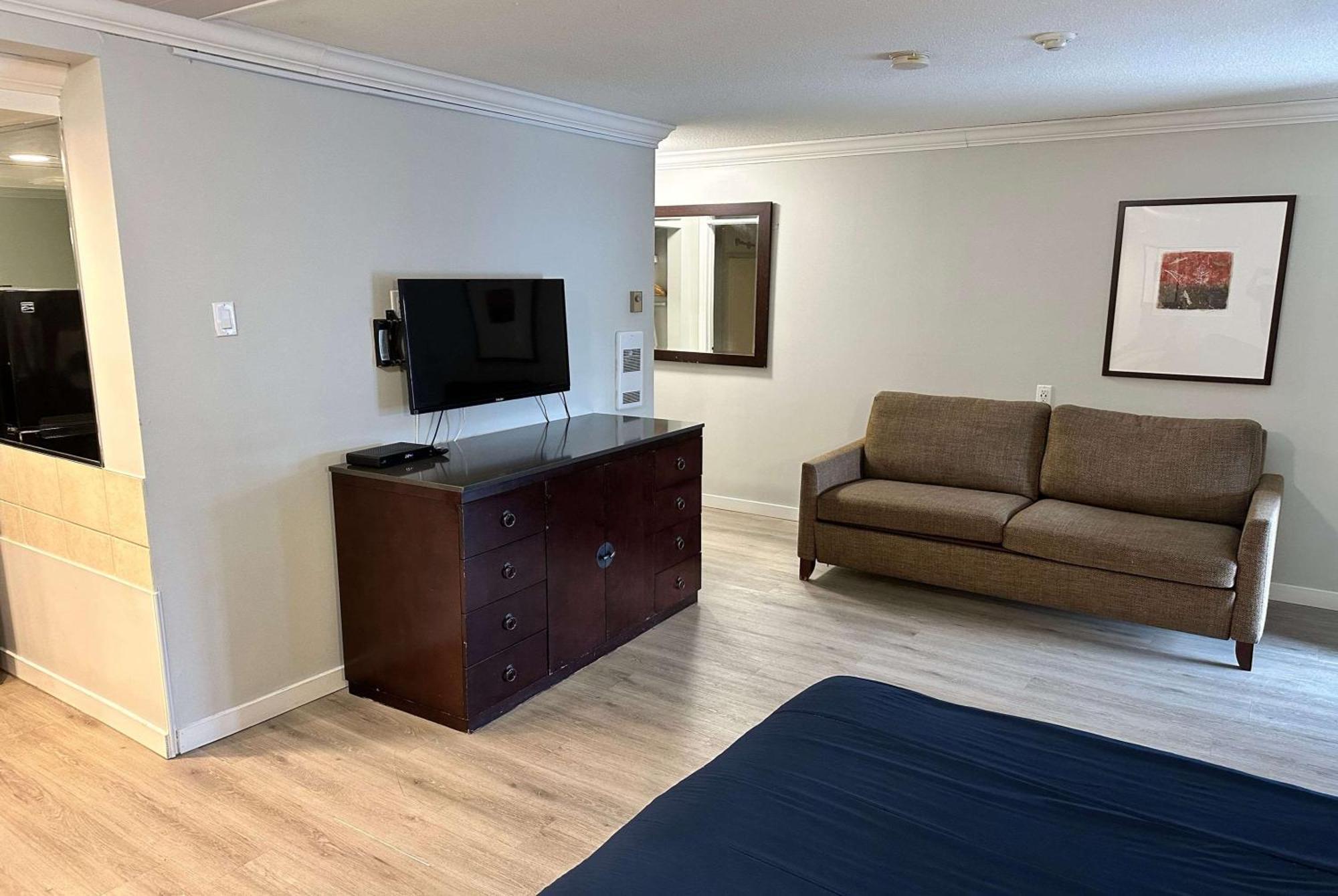Travelodge By Wyndham Hotel